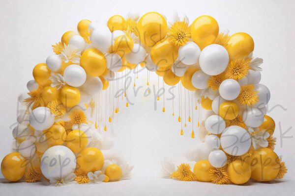 yellow-white-balloons-4