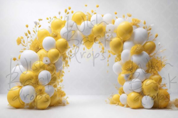 yellow-white-balloons-8